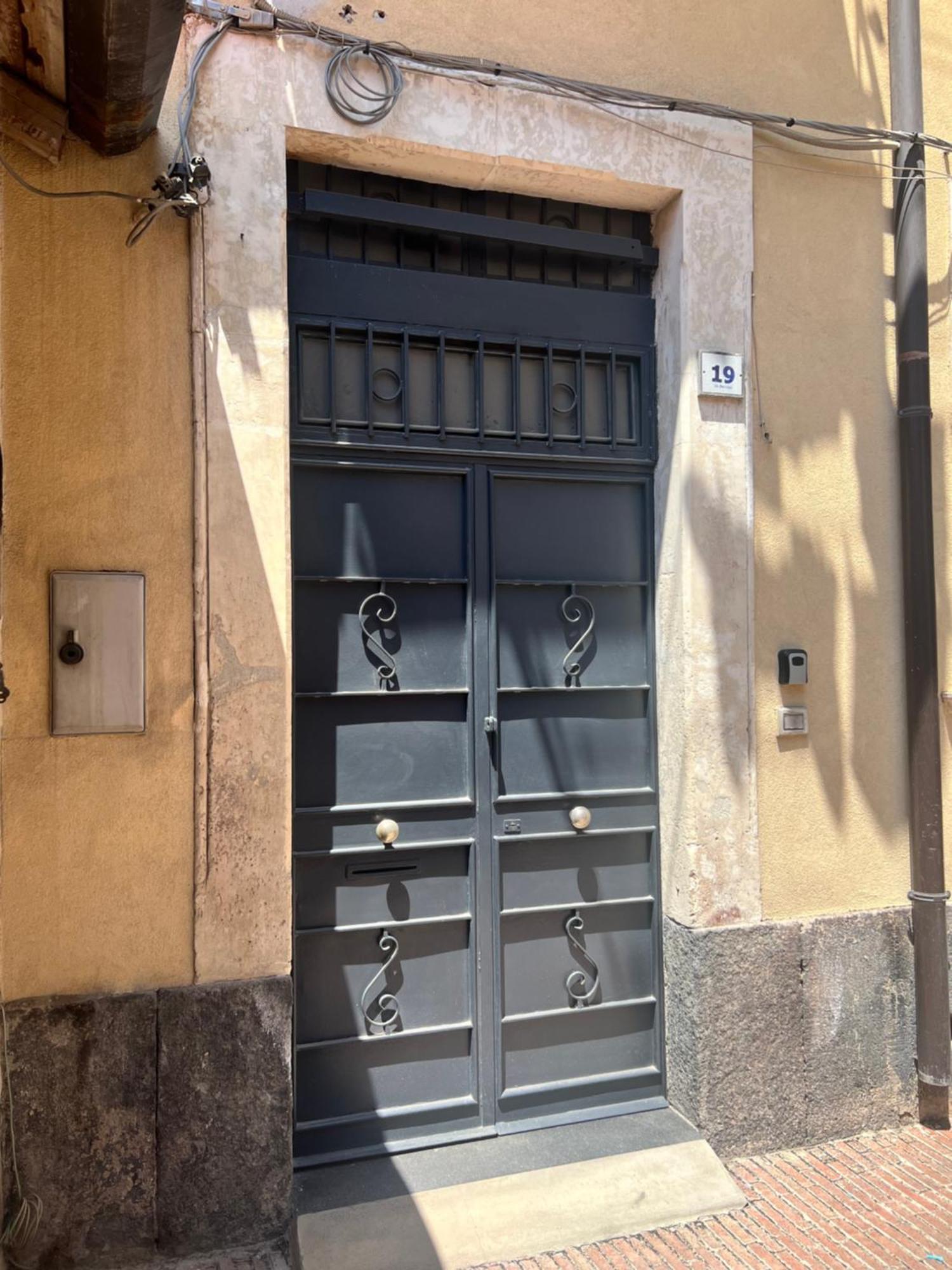 Barcaioli'S Home カターニア エクステリア 写真